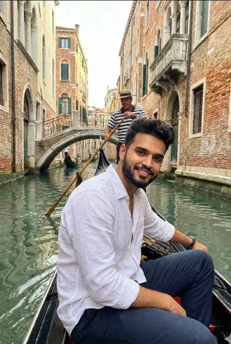 Laguna Serenità - Free AI Art Prompt