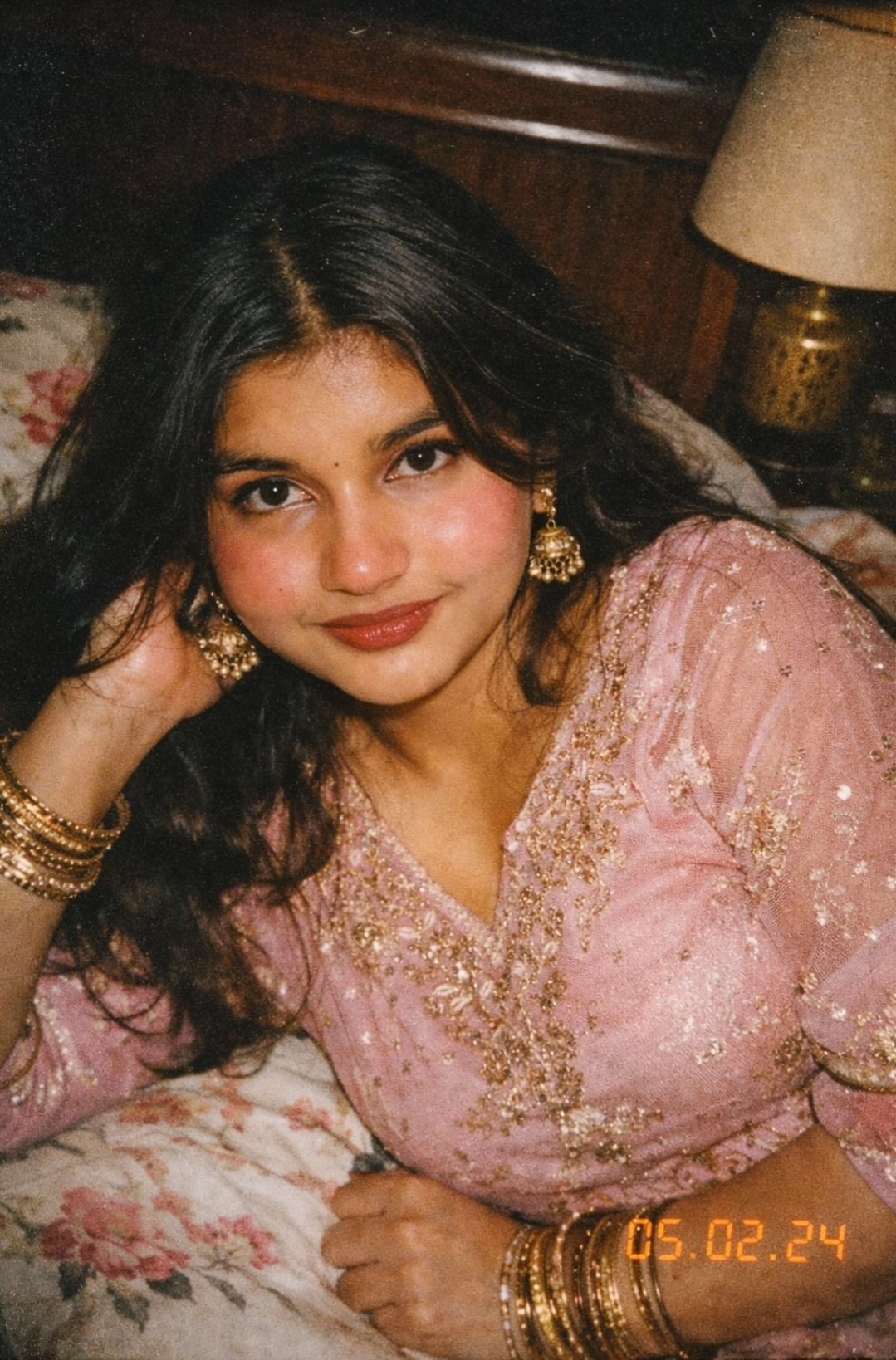 Nostalgic Lo-Fi Portrait of an Indian Woman - AI Prompt