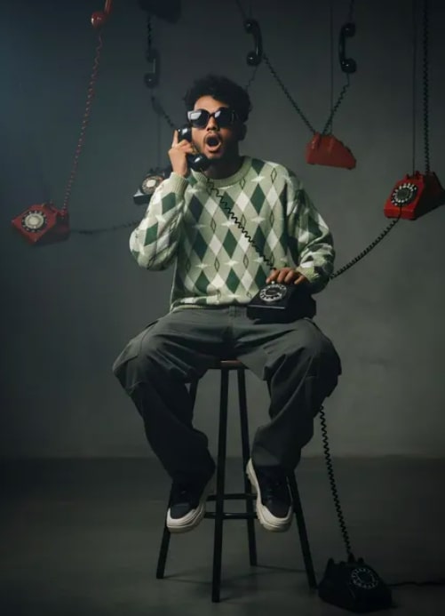 Unexpected Call - Gemini & chatgpt Image AI Prompt