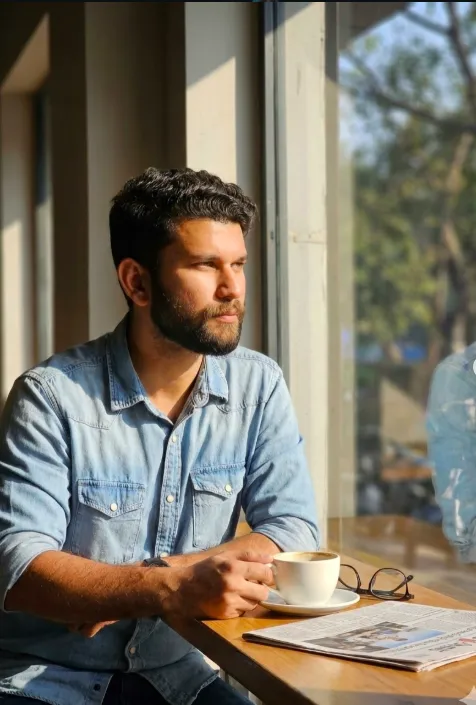 Windowlight Coffee - Free AI Art Prompt